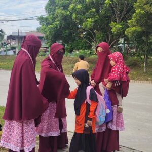 PENTINGNYA PEMBELAJARAN AKHLAK UNTUK ANAK SEJAK DINI