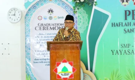 Haflah Akhirussanah Al-Izzah Samarinda, Saefuddin Zuhri: Hafalan Qur’an Harus Nyata dalam Akhlak Sehari-hari